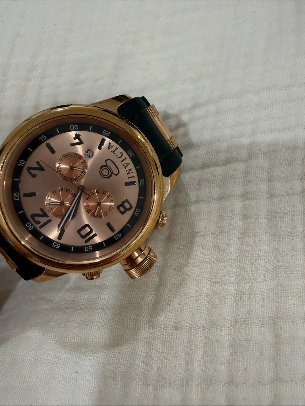 Invicta Men’s Rose Gold Dial Black Silicone Chronograph Watch